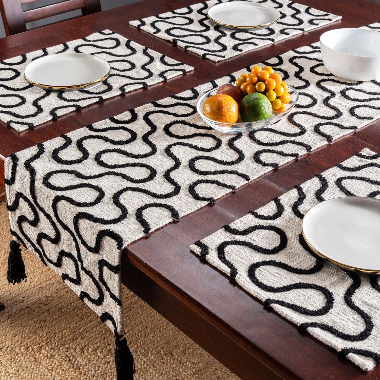 Modern Swirl Table Runner