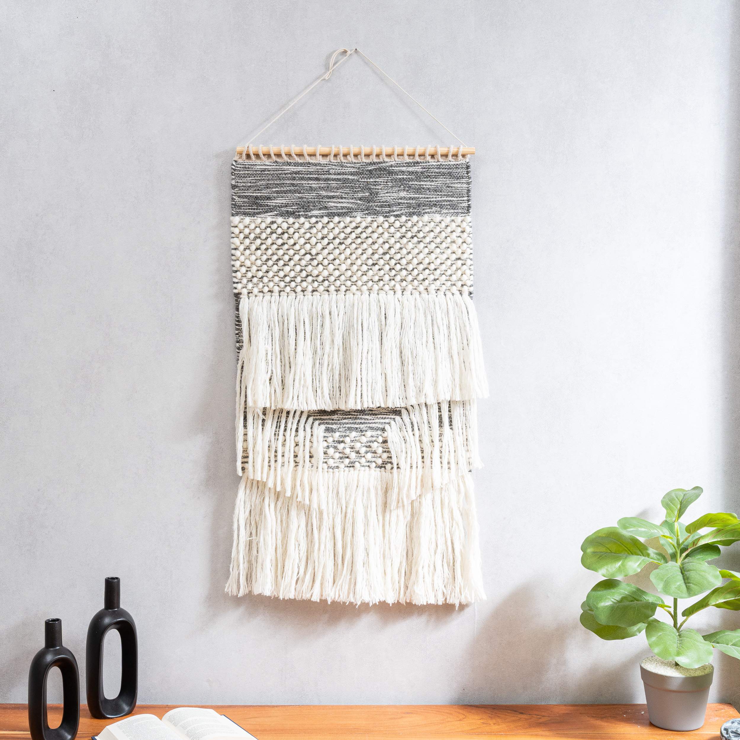 Classic Loop Wall Hanging