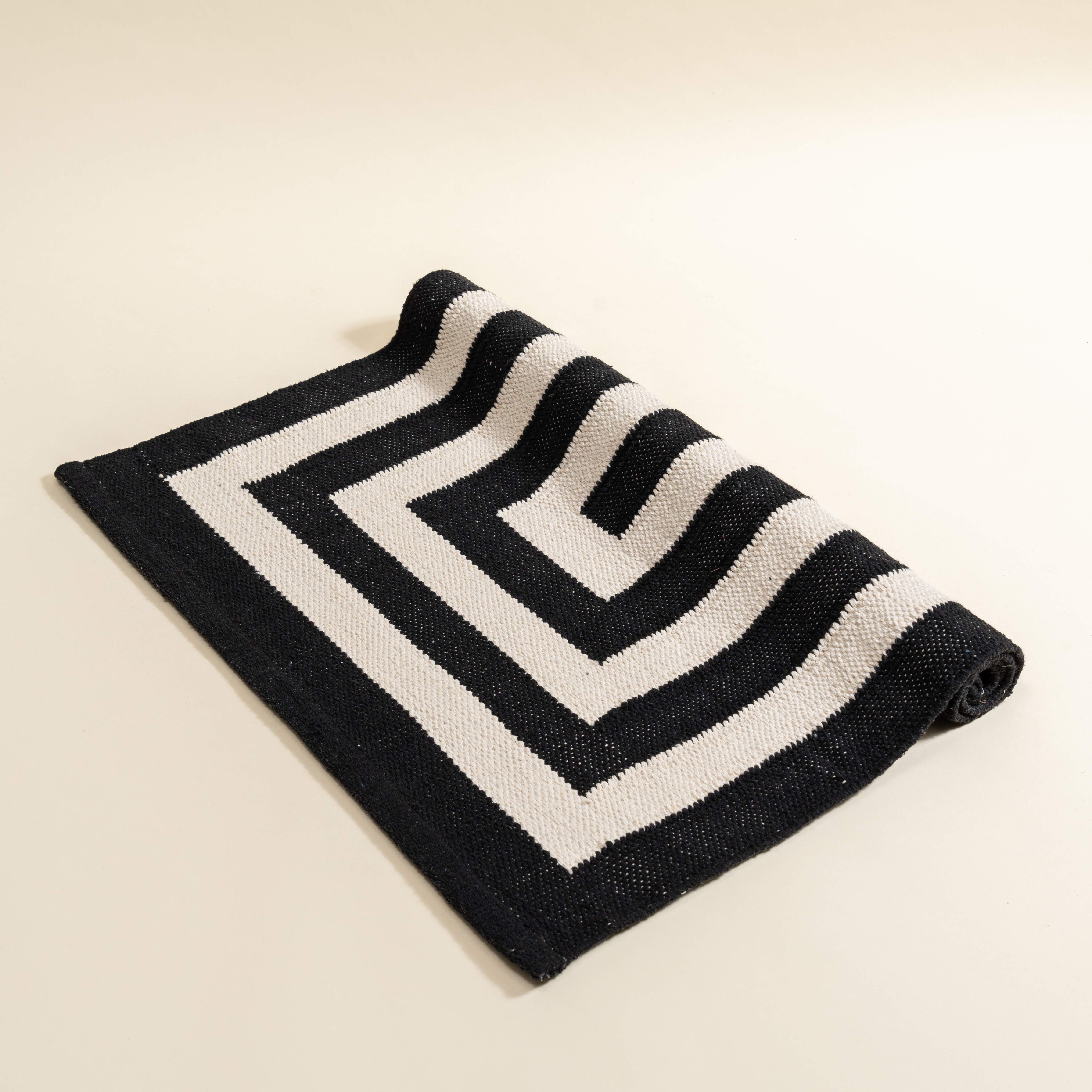 Noir Stripe Symphony Rug