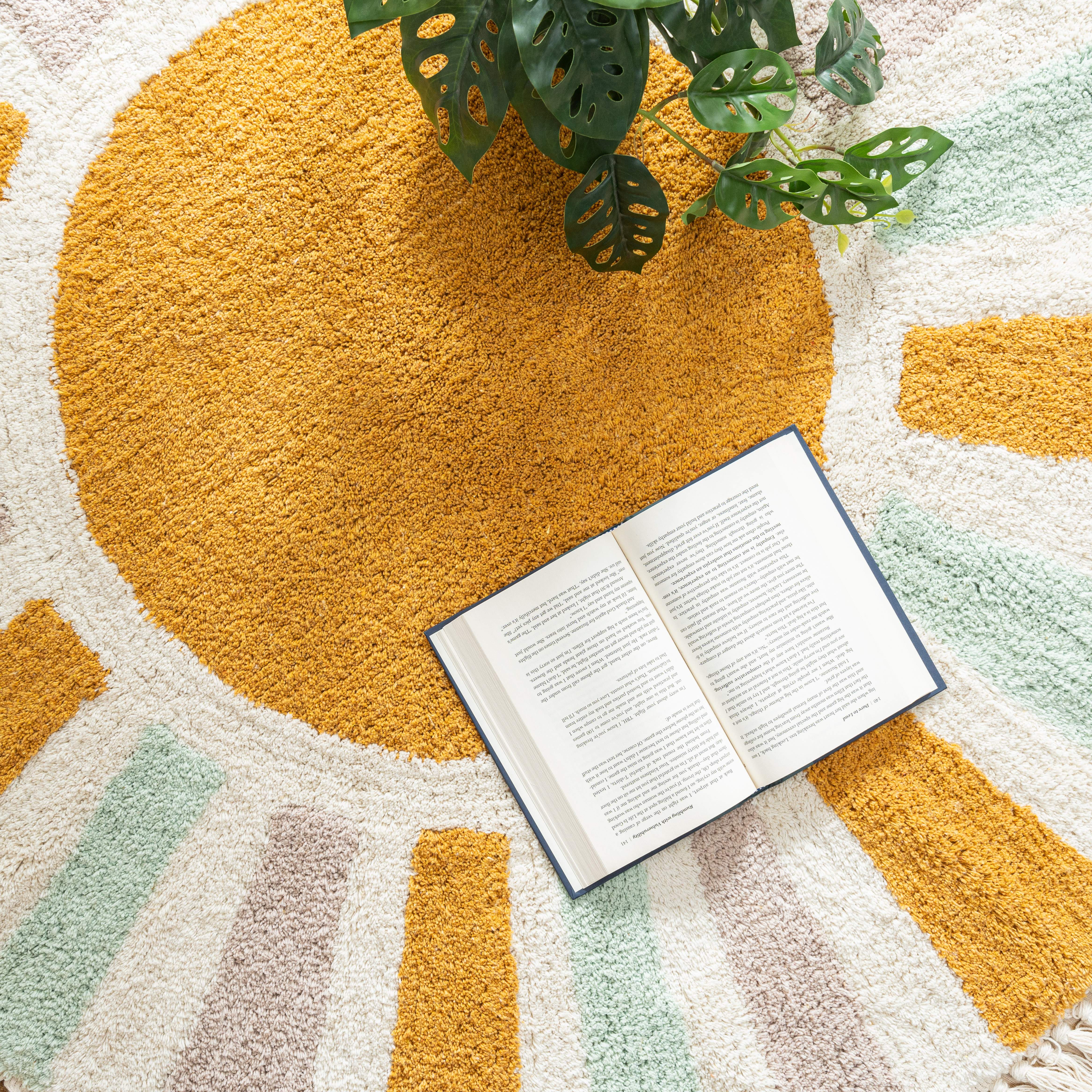 Sunrise Sunburst Tufted Rug - Gift Set